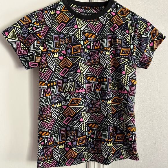 NWOT Crazy looking Boys Tranq & Mayhem Shirt - Picture 1 of 4